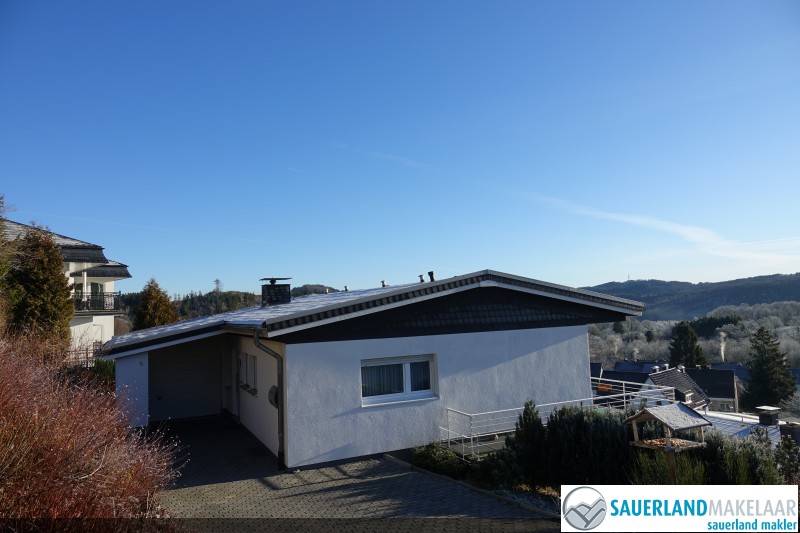 VERKOCHT Mooi gelegen woonhuis Brilon met panorama uitzicht 0