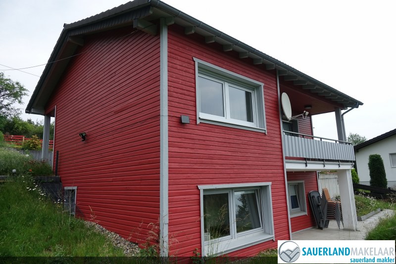 VERKOCHT-Prachtig, vrijstaand huis met tuin, balkon in Bömighausen 0