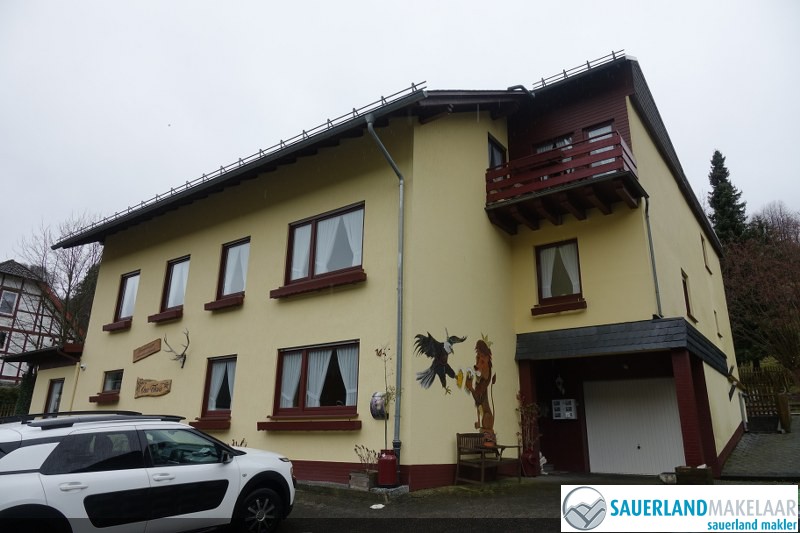 VERKOCHT-Sfeervol 3 kamerappartement Schwalefeld 0