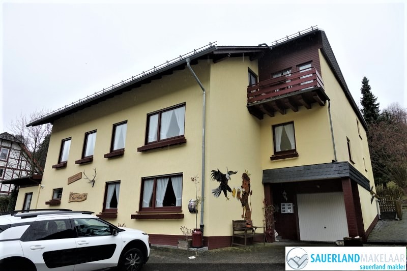 VERKOCHT-Leuk 3 kamerappartement Schwalefeld 0