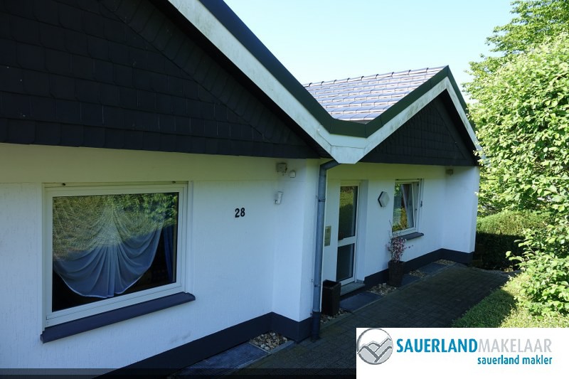 VERKOCHT rustige maisonettewoning in Willingen, met uitzicht 0