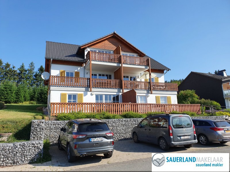 Prachtig 3 kamerappartement met panorama uitzicht Neuastenberg 0