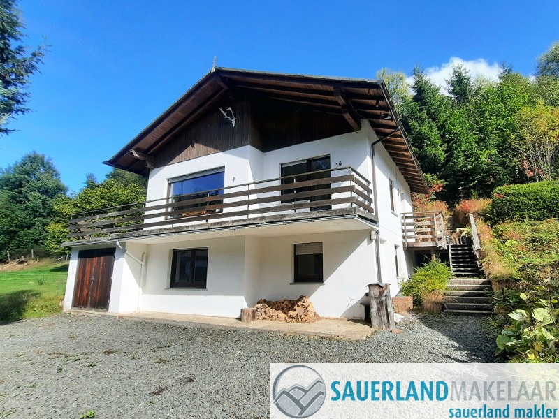 Charmant boswachtershuis in rustige ligging aan de rand van Züschen – 116 m² wooncomfort met een prachtig uitzicht op de natuur 0