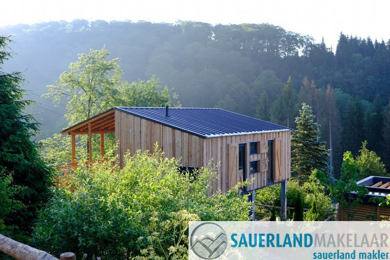 Idyllisch boomhuis met uitzicht en hoog rendement  0