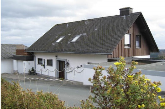 Woonhuis met panorama uitzicht in Düdinghausen 0