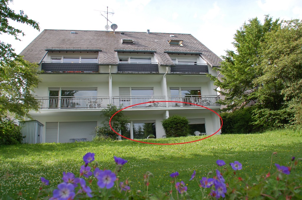 Verkocht - gerenoveerd 3 kamerappartement in Küstelberg 0