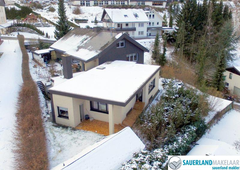 Modern en sfeervol woonhuis met garage in Usseln 0