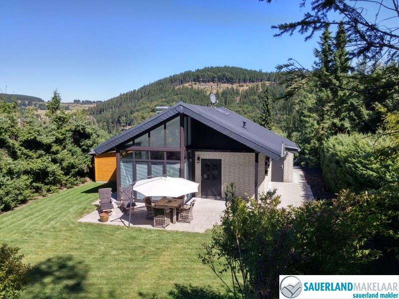 Prachtig gelegen, gerenoveerd, vrijstaand huis in Willingen 0