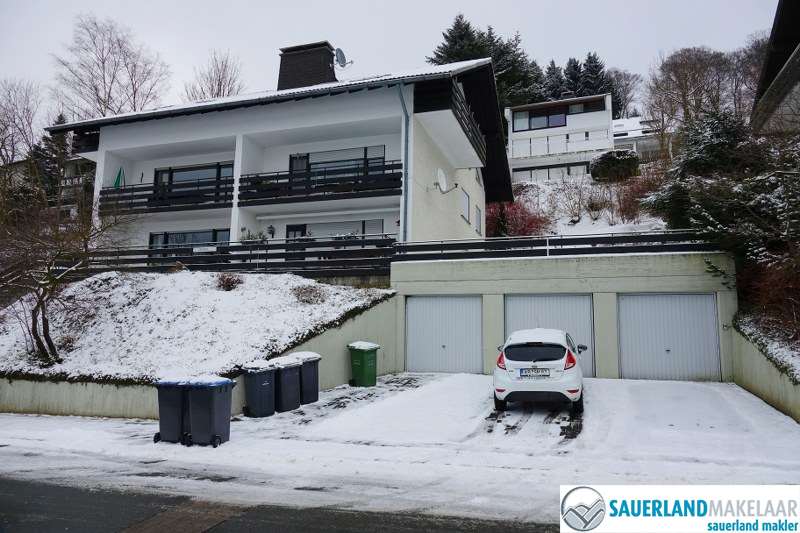 VERKOCHT sfeervol en gerenoveerd 3 kamerappartement, Niedersfeld 0