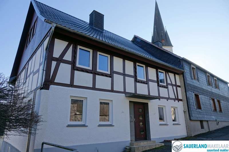 VERKOCHT Mooi vakwerkhuis in Düdinghausen 0
