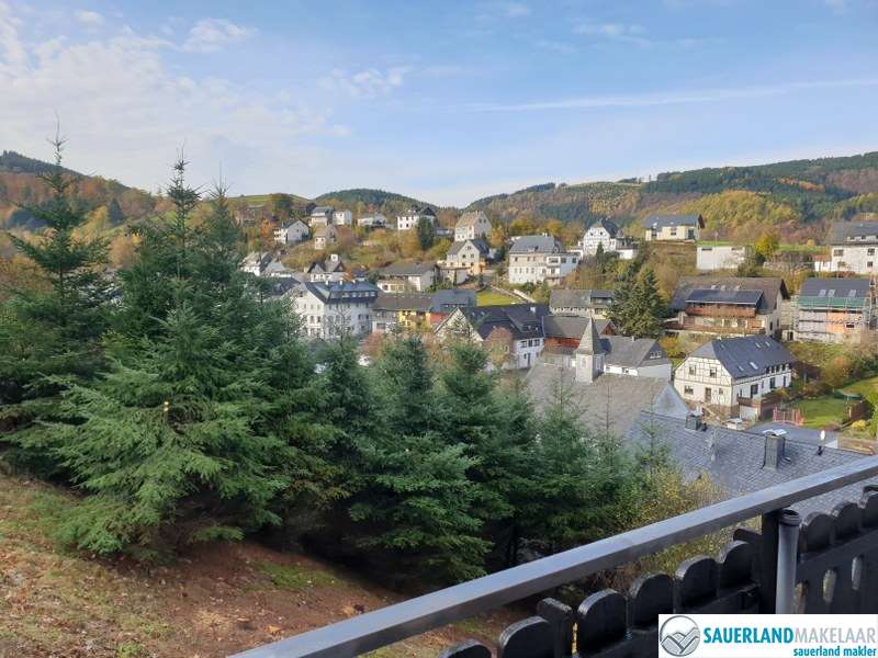 VERKOCHT Prachtig gelegen 3 kamerappartement in Schwalefeld 1