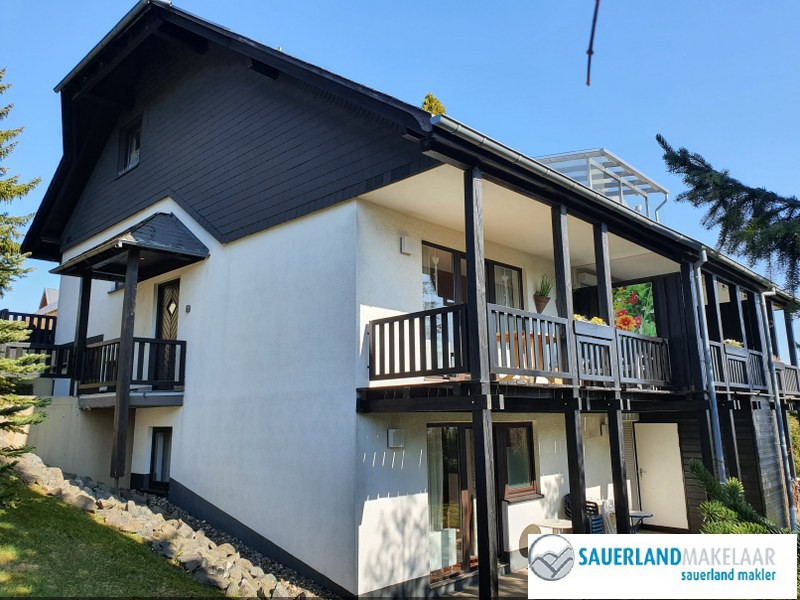 Leuk 4 kamerappartement, verdeeld over 3 etages in Usseln 1