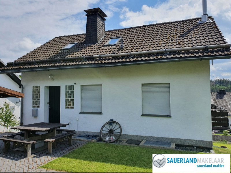Rustig gelegen, vrijstaand huis in Deifeld, met mooi uitzicht. 1