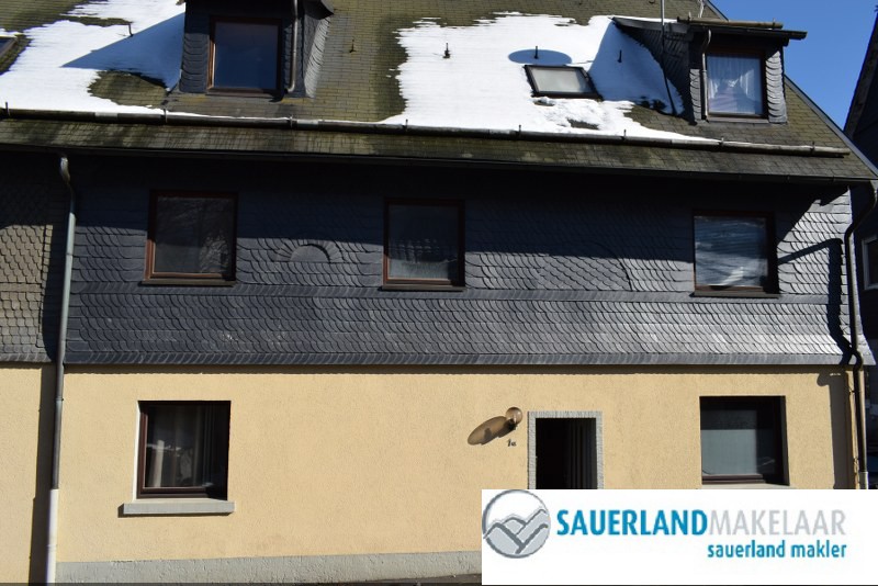 10 appartementen, Carport, tuin met BBQhut in Niedersfeld 1