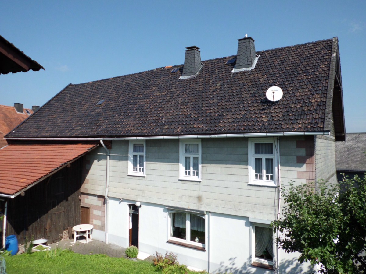 Ruim familiehuis aan de rand van het Sauerland 1