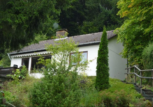 Vrijstaand huisje met mooi uitzicht nabij Diemelsee 1