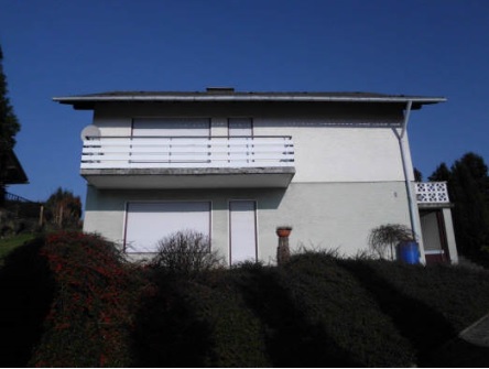 Leuk huis nabij Willingen met mooi uitzicht 1