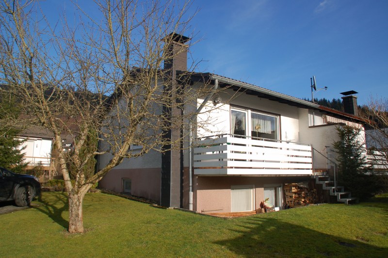 Vakantiehuis met panorama uitzicht in Bruchhausen 1