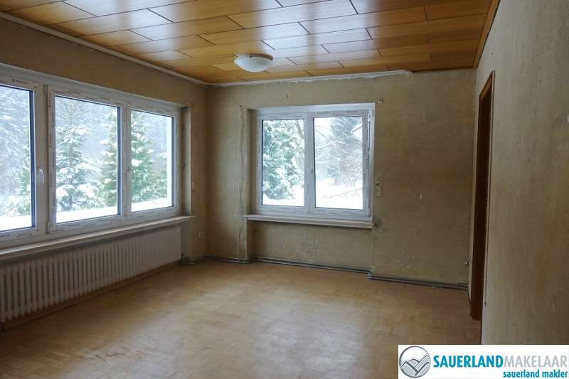 VERKOCHT Willingen, woonhuis bestaande uit 2 appartementen 1
