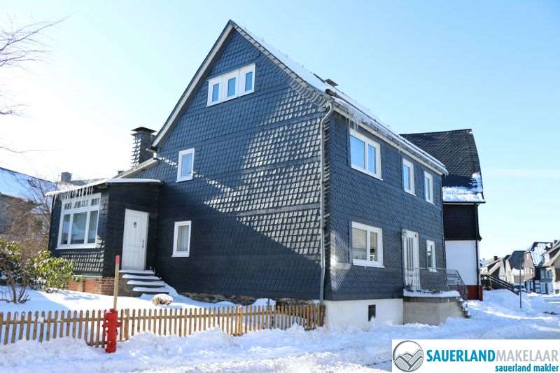 VERKOCHT vrijstaand huis in het centrum van Winterberg 1