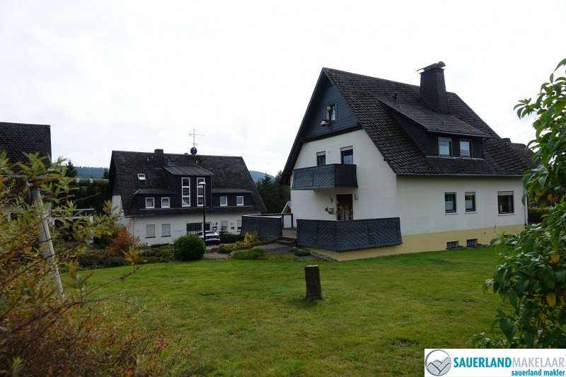 VERKOCHT Groot, vrijstaand huis met tuin in Küstelberg 1