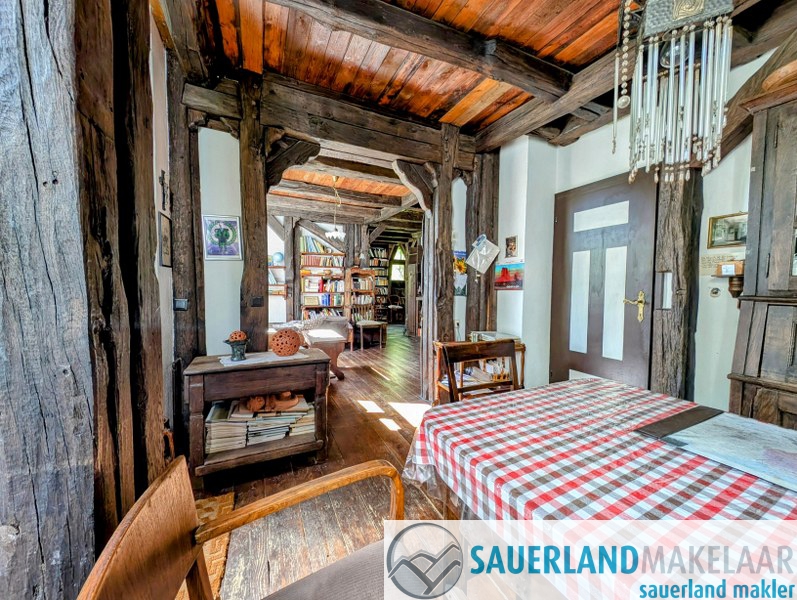 Historisch landhuis met charme op een idyllische locatie  2