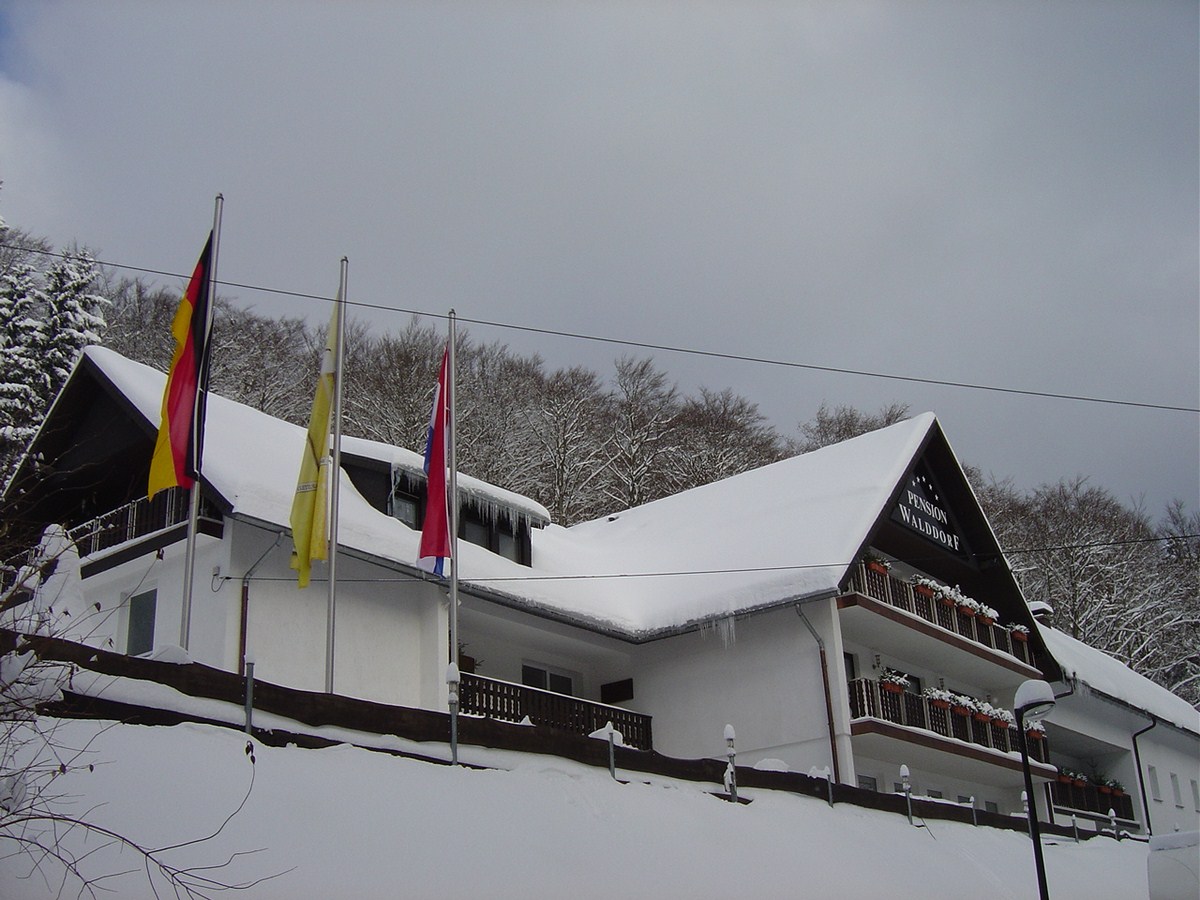 VERKOCHT Hotel-Pension in Winterberg-Mollseifen 2