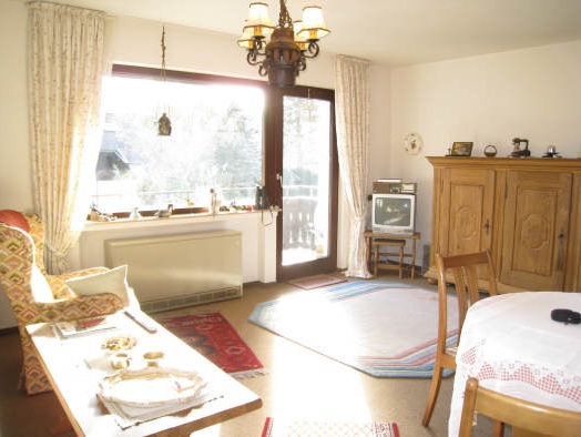 3 kamerappartement Züschen in kleinschalig appartementengebouw. 2