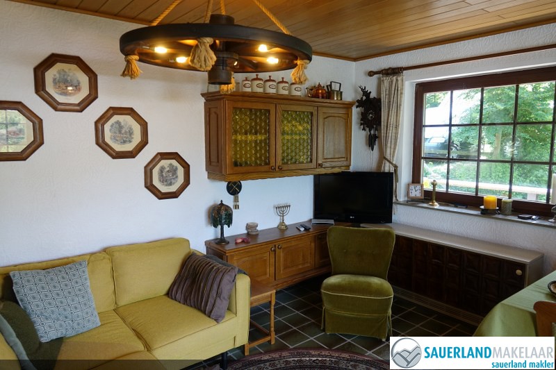 VERKOCHT Mooi huis met prachtig uitzicht in Rengershausen 3