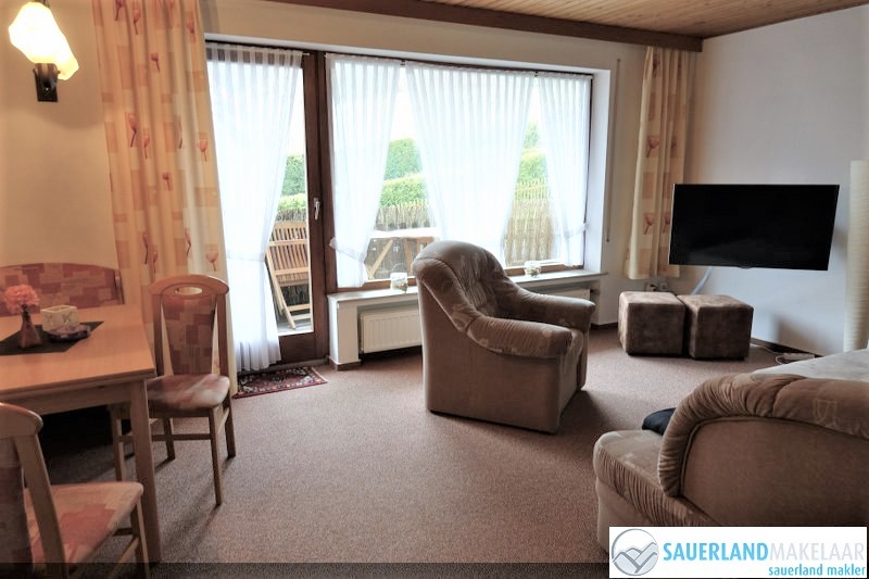 VERKOCHT-Mooi 4 kamerappartement Schwalefeld 3