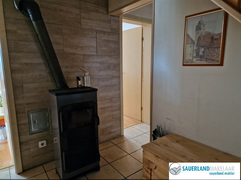 Groot woonhuis, verdeeld over 4 woningen in Stormbruch 3