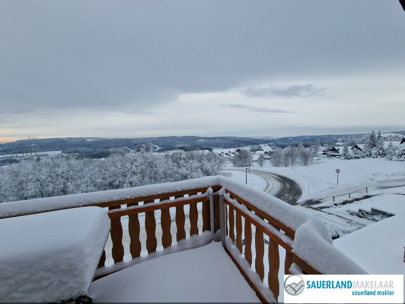 Prachtig 3 kamerappartement met panorama uitzicht Neuastenberg 3