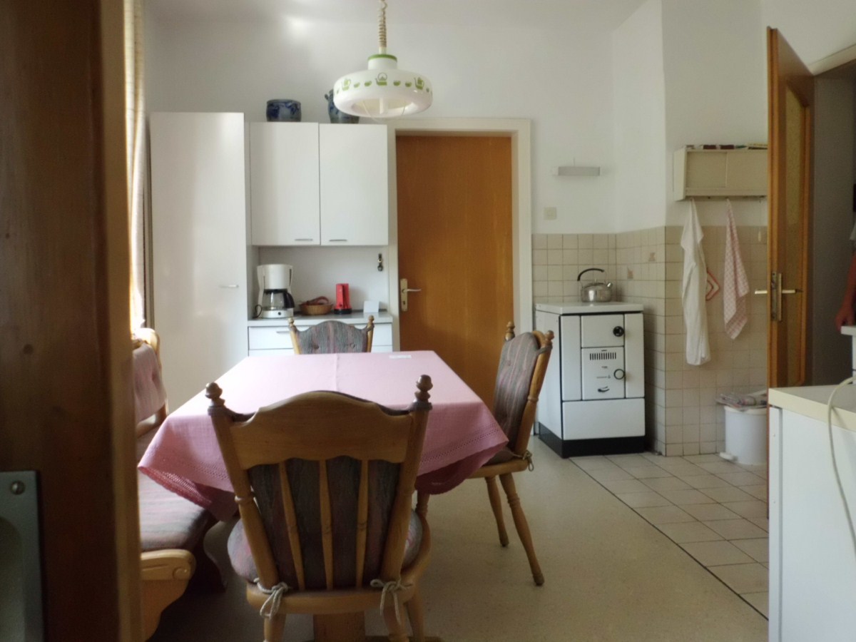 Ruim familiehuis aan de rand van het Sauerland 3