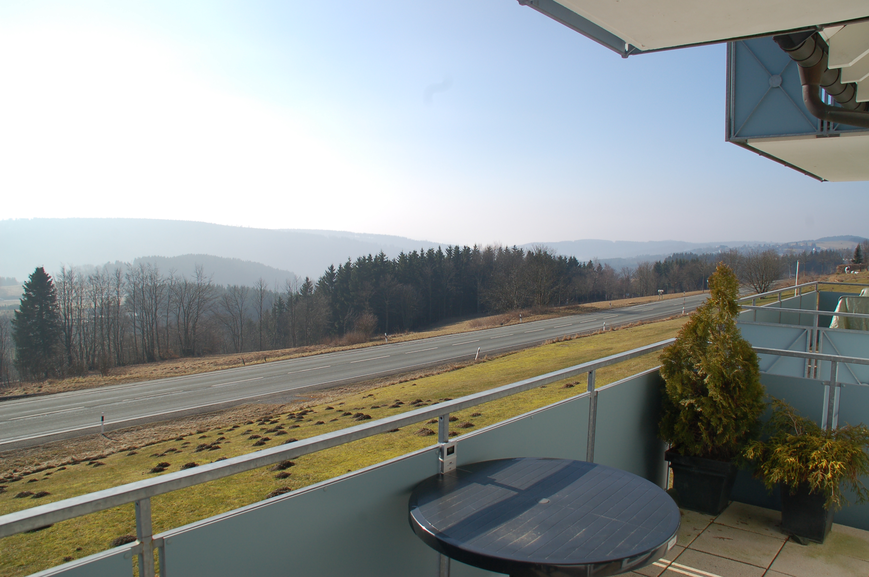 Ruim 3-kamerappartement met prachtig uitzicht, Neuastenberg 3