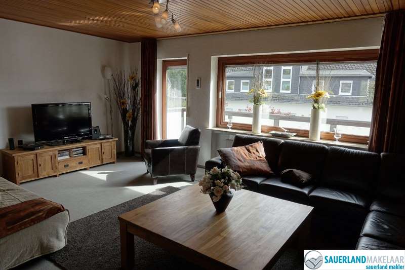 VERKOCHT Groot, vrijstaand huis met tuin in Küstelberg 3