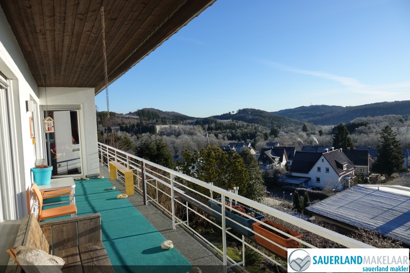 VERKOCHT Mooi gelegen woonhuis Brilon met panorama uitzicht 4