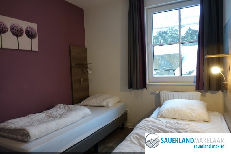 Nagenoeg nieuw pisteappartement Neuastenberg 4