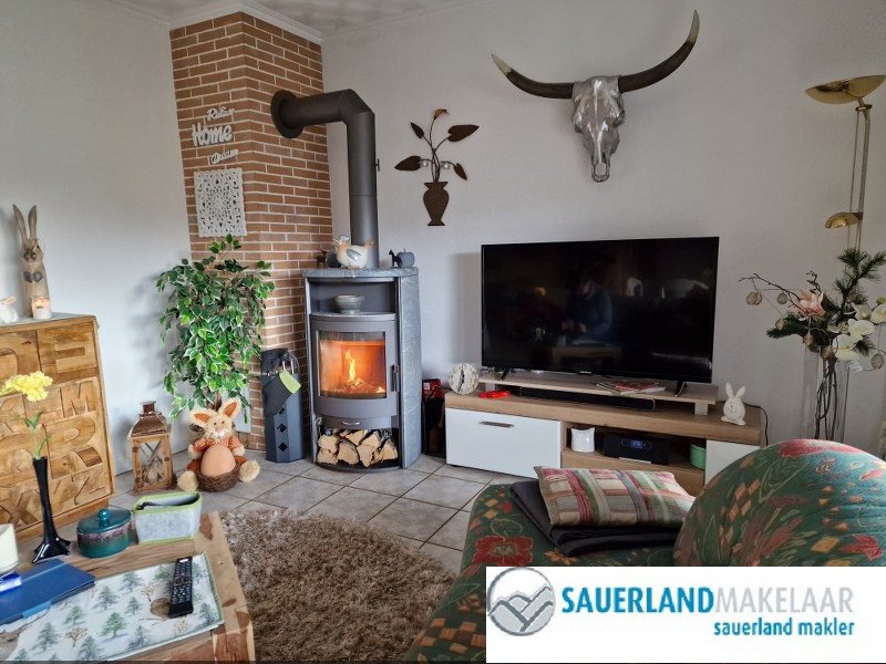 Panorama uitzicht en ruim 4 kamerappartement Schwalefeld 4