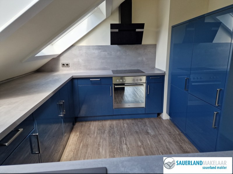 Gerenoveerd woonhuis met veel mogelijkheden in Silbach 4