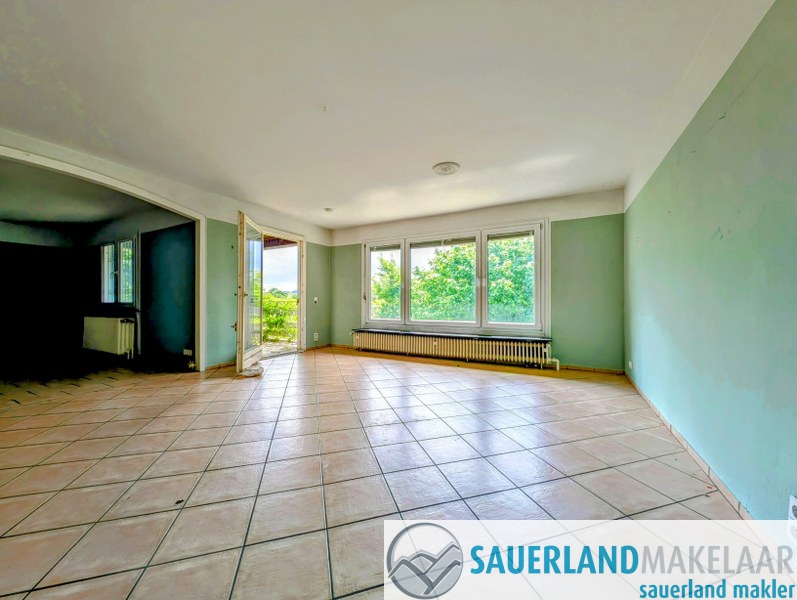 Eensgezinswoning op 907 m² bouwgrond – veel potentieel op slecht 4