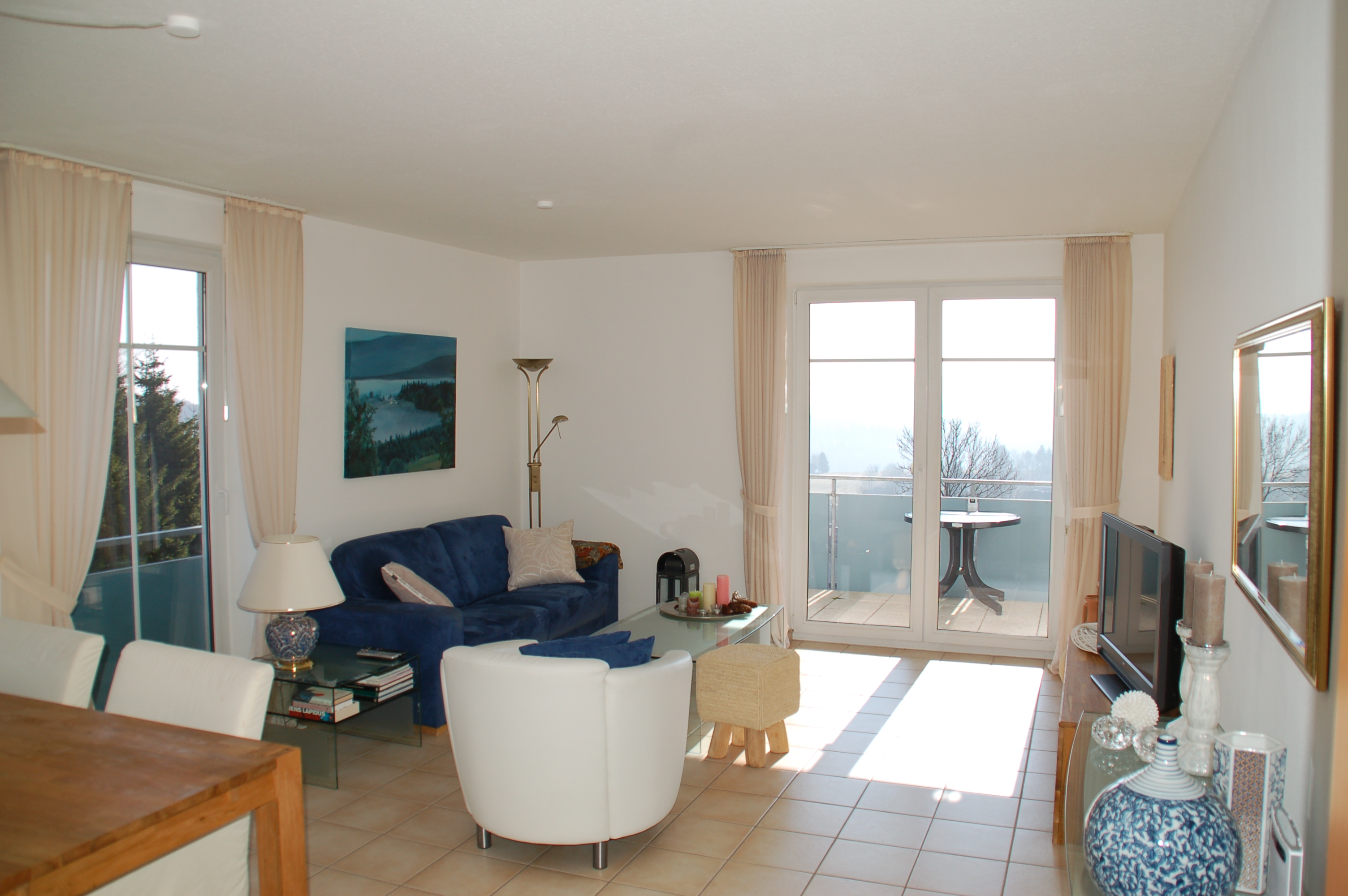 Ruim 3-kamerappartement met prachtig uitzicht, Neuastenberg 4