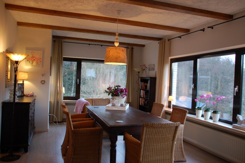 Modern en sfeervol woonhuis met garage in Usseln 4