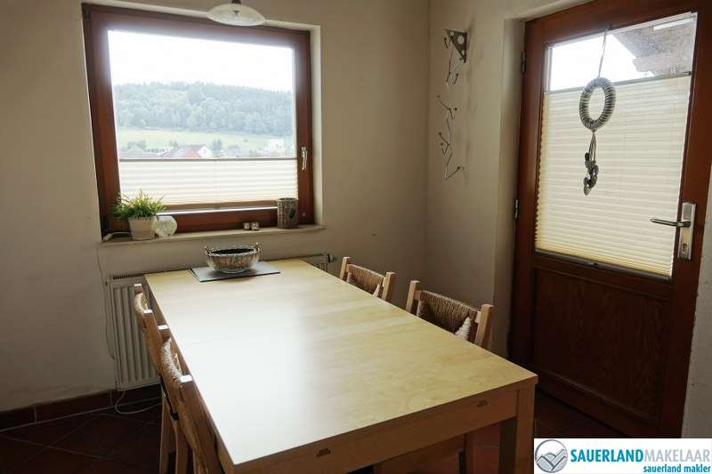 VERKOCHT Rustig gelegen woonhuis met uitzicht, nabij Willingen 4