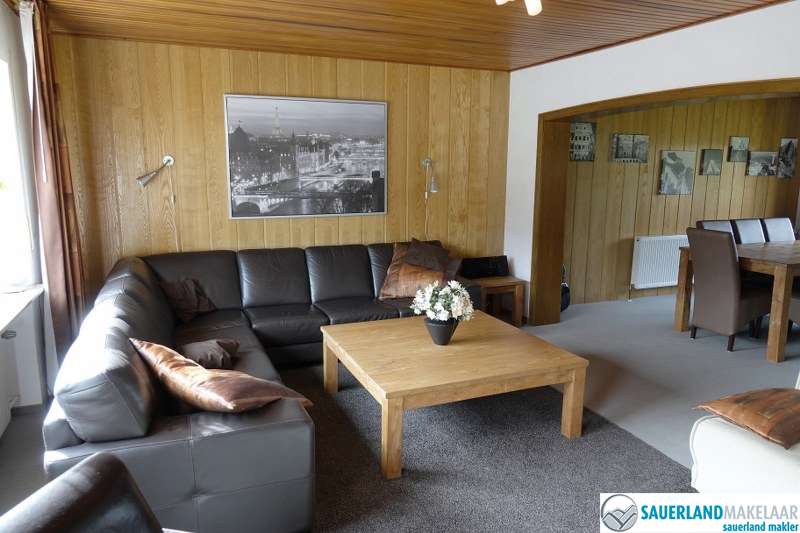 VERKOCHT Groot, vrijstaand huis met tuin in Küstelberg 4