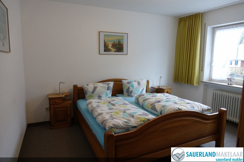 VERKOCHT-Sfeervol 3 kamerappartement Schwalefeld 5