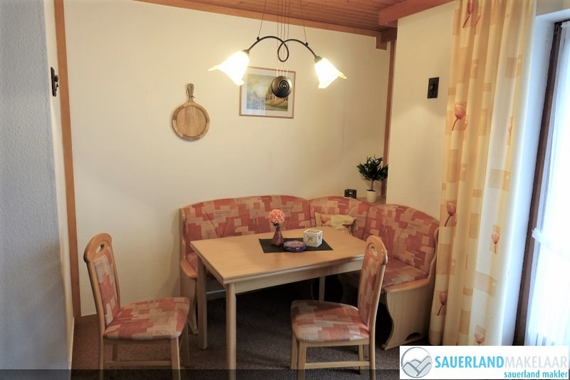 VERKOCHT-Mooi 4 kamerappartement Schwalefeld 5