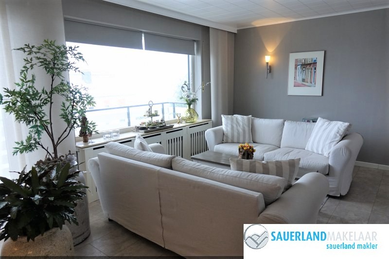 Verkocht -Volledig gemoderniseerd huis met appartement in Bömighausen 5