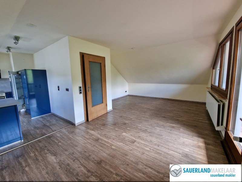 Gerenoveerd woonhuis met veel mogelijkheden in Silbach 5