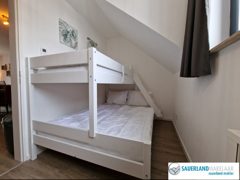 Prachtig gelegen en sfeervol 3 kamerappartement in Elpe 5