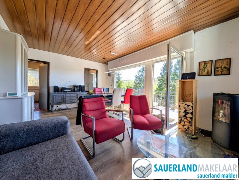 Unieke ligging direct naast het Diemelsee 5